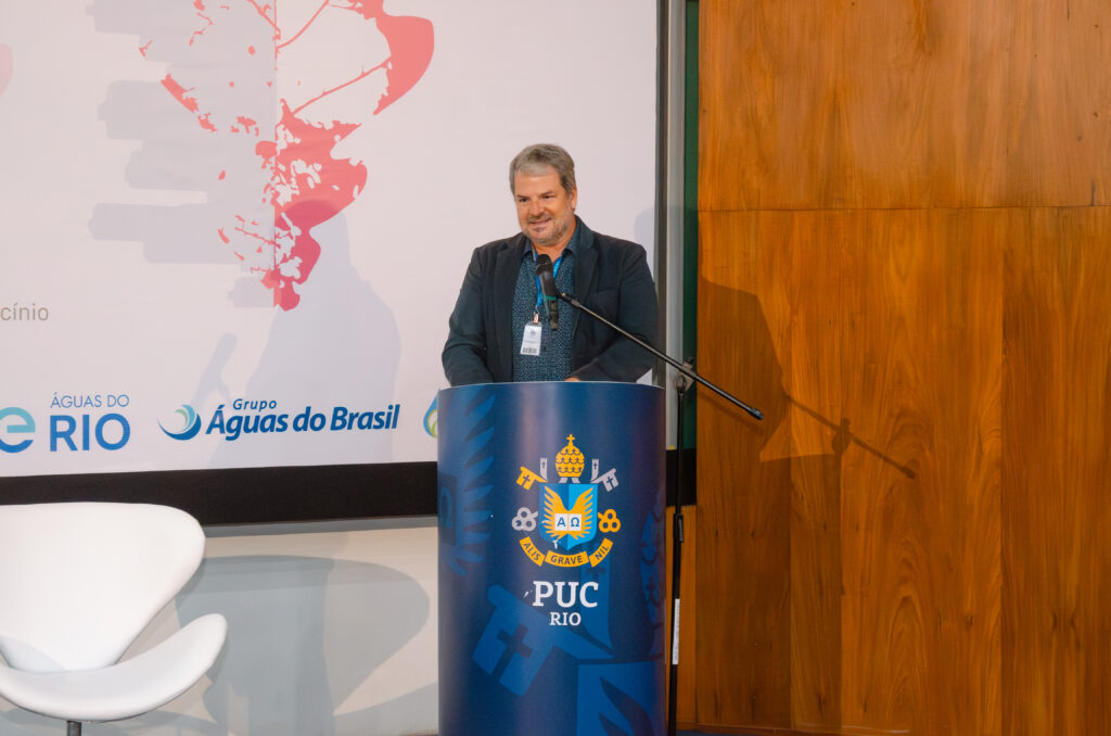Professor Marcelo Motta durante a 29ª SMA PUC-Rio